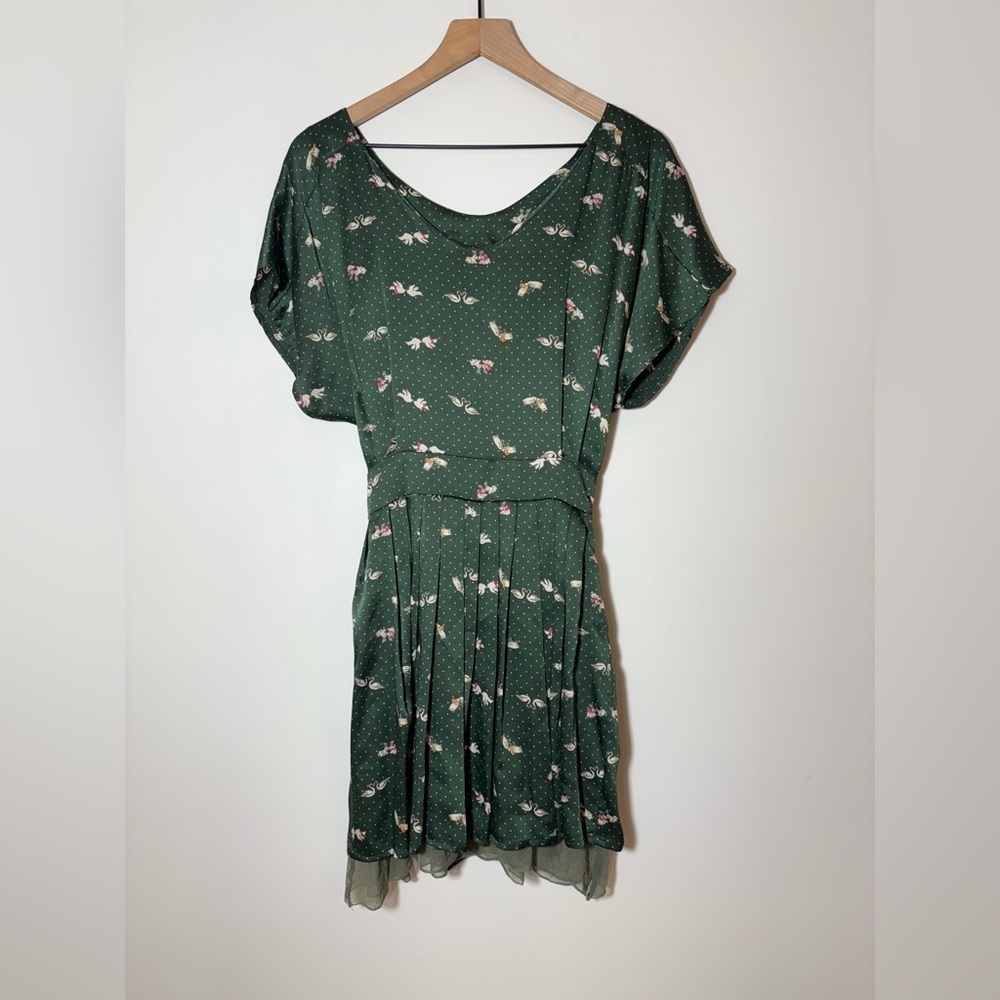 Farm Rio Rare Bunny Swan Print Silk Mini Dress Size Medium